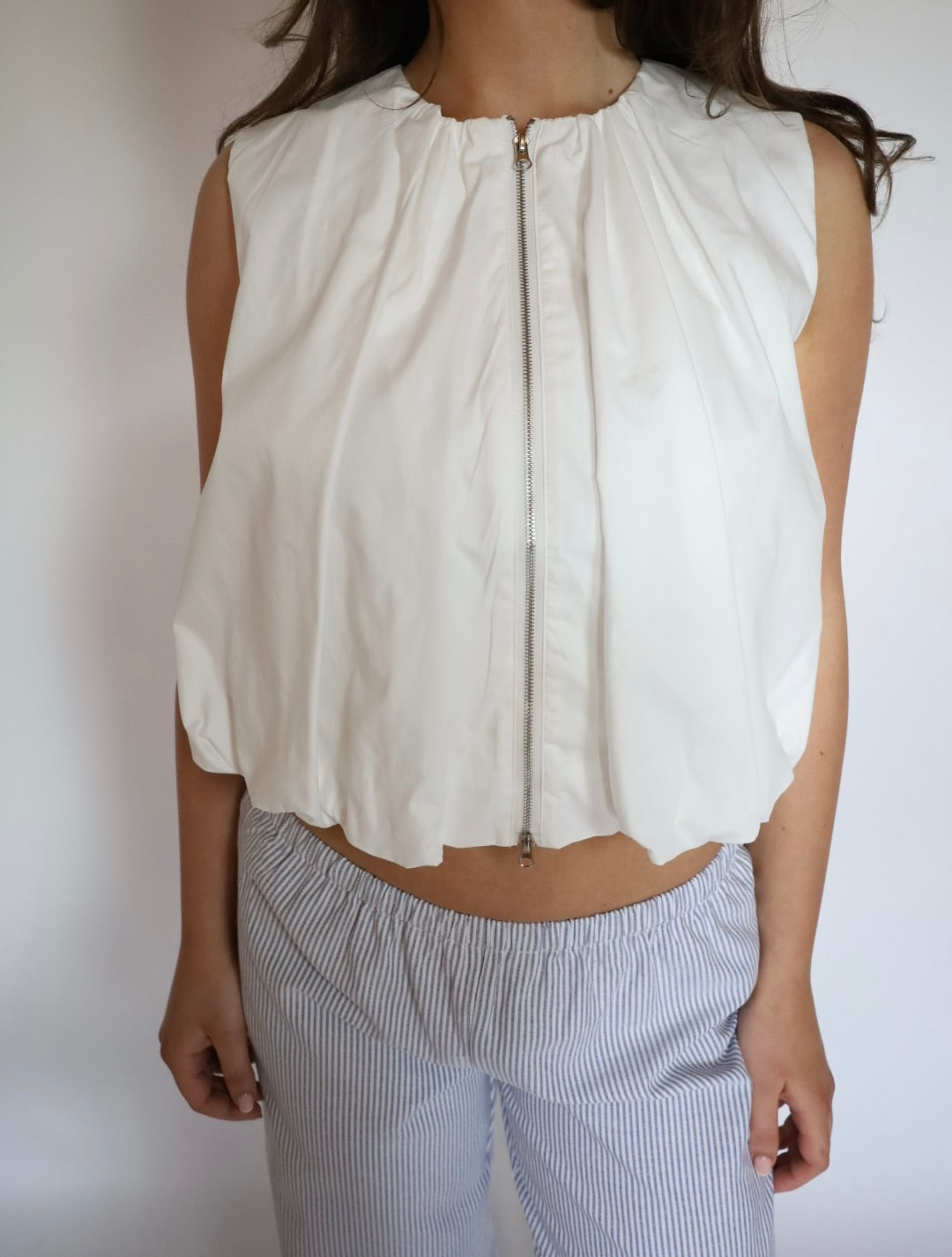 White cropped gilet